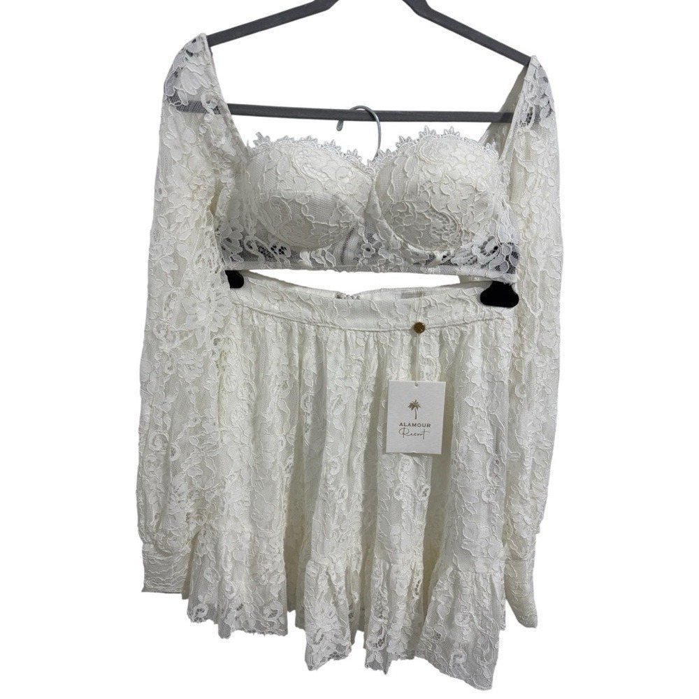 Alamour The Label Resort "Laria Set" –‎ White Lace Two-Piece (Size M) - Picture 8 of 8